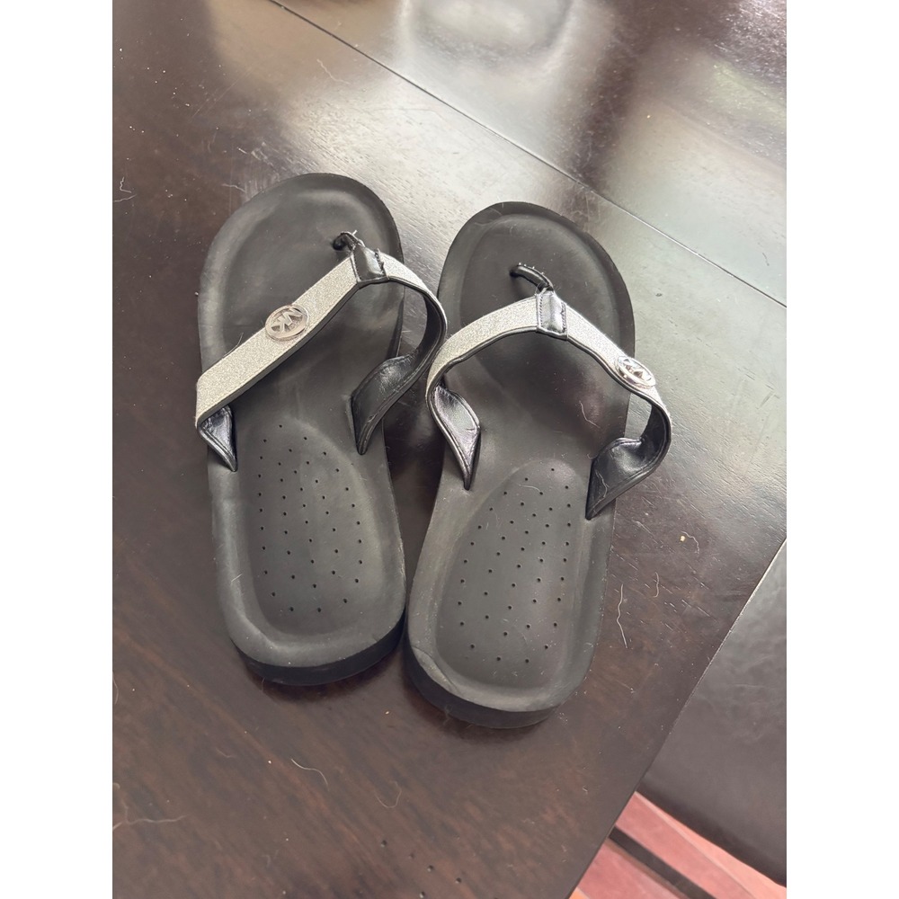 Michael Kors Black Silver Glitter Platform Flip Flop Sandals MK Logo Medallions9